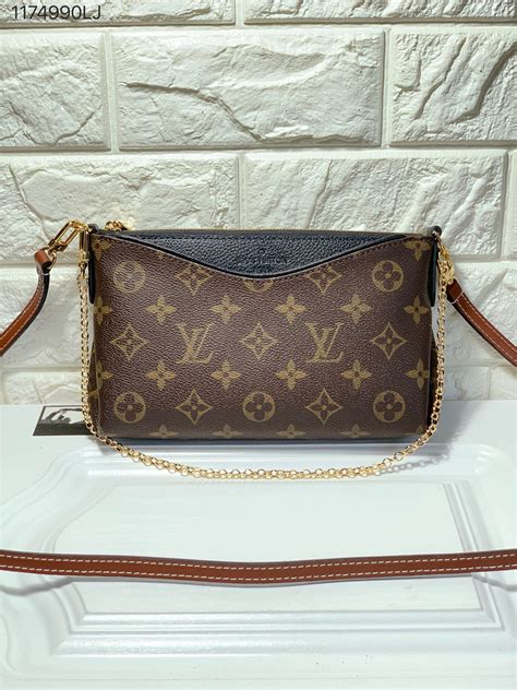 small louis vuitton crossbody